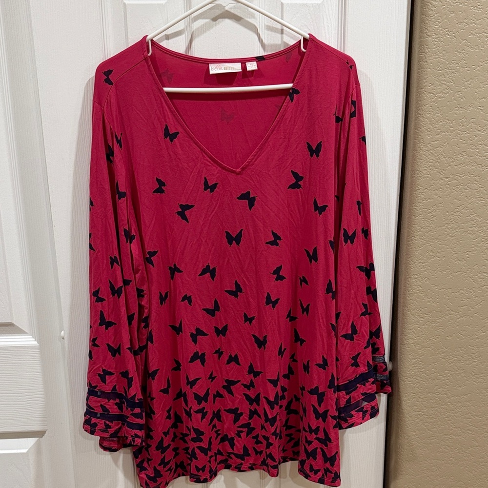 Belle by Kim Gravel Pink and Navy Butterfly Long Sleeve Top - size 1X